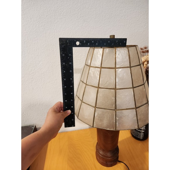 Pair Vintage Capiz Shell Table Lamps Wood Brass Base MCM Coastal Boho 70s modern - Picture 10 of 11